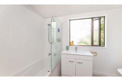 Photo of property in 2/6a Vernon Terrace, Hillsborough, Christchurch, 8022