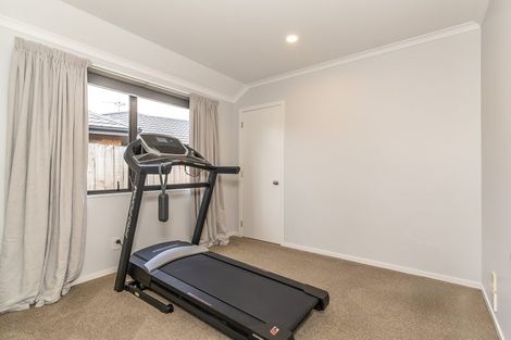 Photo of property in 50 Cairns Crescent, Rototuna, Hamilton, 3210