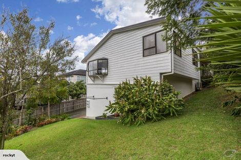 Photo of property in 2/660 Beach Road, Browns Bay, Auckland, 0630
