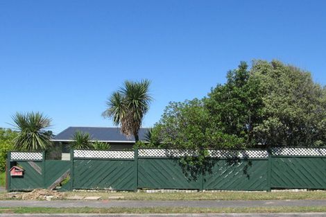 Photo of property in 125 Oreil Avenue, West Harbour, Auckland, 0618