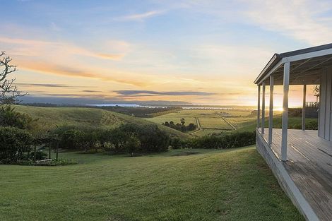 Photo of property in 317 Takatu Road, Tawharanui Peninsula, Warkworth, 0986