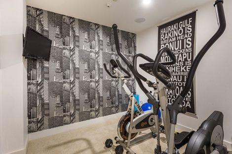 Photo of property in 11a/2 Saint Martins Lane, Grafton, Auckland, 1010