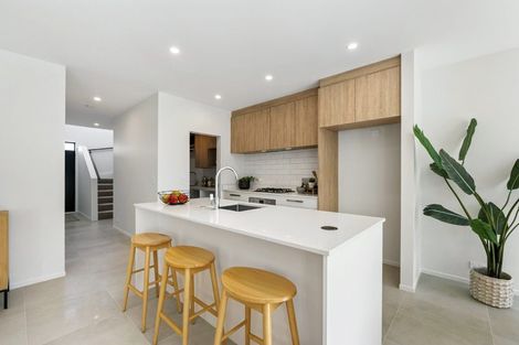 Photo of property in 11 Viridian Avenue, Rosehill, 2113