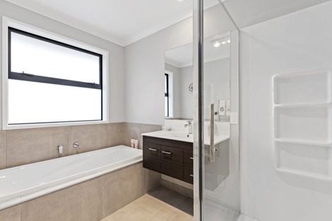 Photo of property in 11 Stevenson Drive, Papamoa, 3118