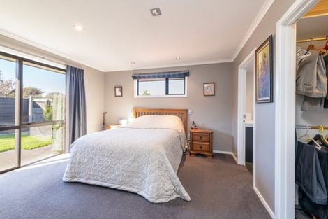 Photo of property in 27 Kitakita Grove, Motueka, 7120