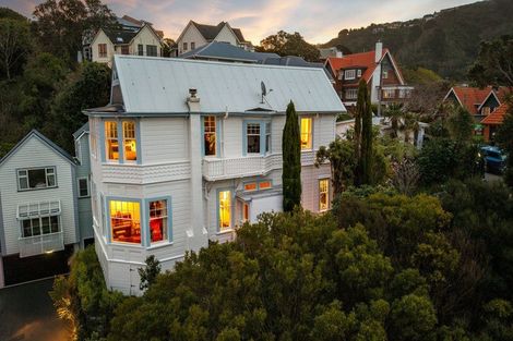 Photo of property in 57 Bolton Street, Kelburn, Wellington, 6012