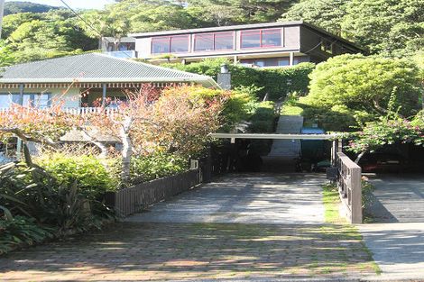 Photo of property in 7 Marama Terrace, Eastbourne, Lower Hutt, 5013
