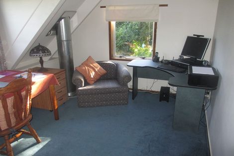 Photo of property in 1/42 Peach Road, Glenfield, Auckland, 0629