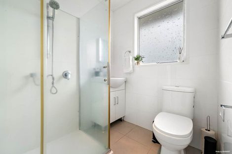 Photo of property in 2/26a Boundary Road, Clover Park, Auckland, 2019