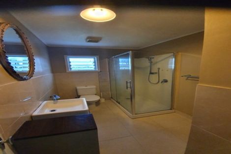 Photo of property in 38 Aurea Avenue, Pakuranga, Auckland, 2010