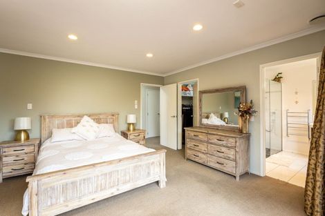 Photo of property in 71 Karamea Street, Whalers Gate, New Plymouth, 4310