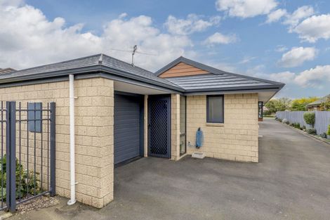 Photo of property in 12c Grassmere Street, Papanui, Christchurch, 8052