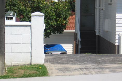 Photo of property in 16 Ellis Avenue, Mount Roskill, Auckland, 1041