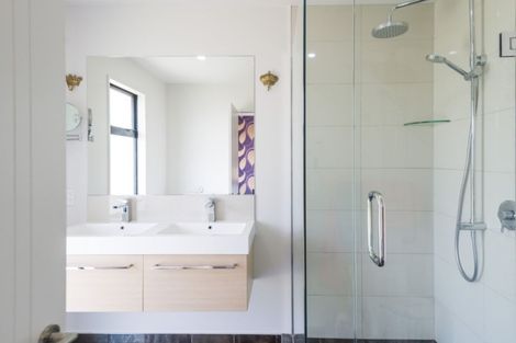 Photo of property in 15 Whitnall Street, Halswell, Christchurch, 8025