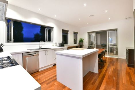 Photo of property in 2 Andre Rise, Stanmore Bay, Whangaparaoa, 0932