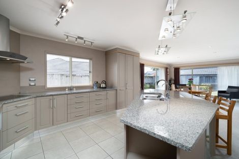 Photo of property in 9 Waiora Place, Pyes Pa, Tauranga, 3112