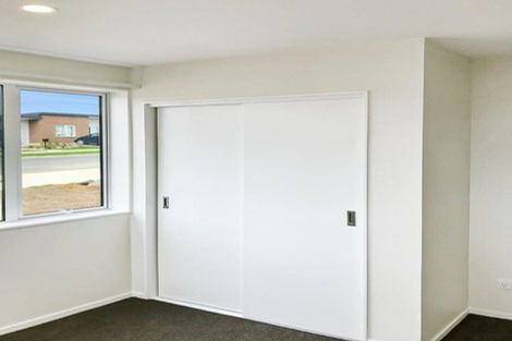 Photo of property in 80 Prado Drive, Pukekohe, 2120