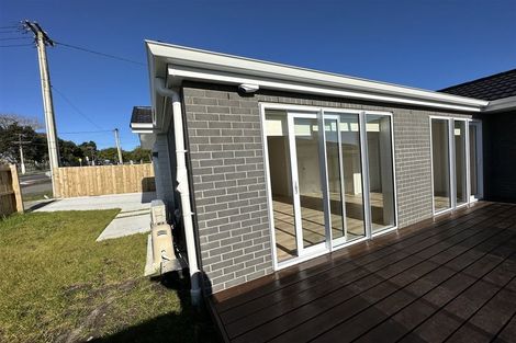 Photo of property in 58 Archibald Road, Kelston, Auckland, 0602