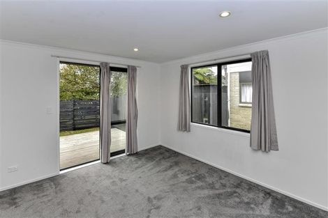 Photo of property in 4 Kopara Place, Clendon Park, Auckland, 2103