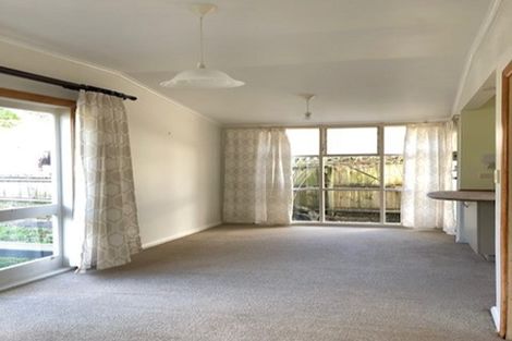 Photo of property in 18 Raphael Place, West Harbour, Auckland, 0618