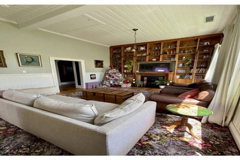 Photo of property in 18 Morley Street, New Plymouth, 4310