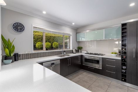 Photo of property in 40 Birkdale Drive, Shirley, Christchurch, 8061