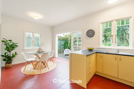 Photo of property in 28 Miro Street, Eastbourne, Lower Hutt, 5013