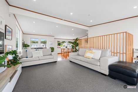 Photo of property in 92b Dowse Drive, Maungaraki, Lower Hutt, 5010