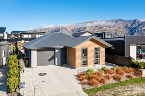 Photo of property in 219 Aubrey Road, Wanaka, 9305