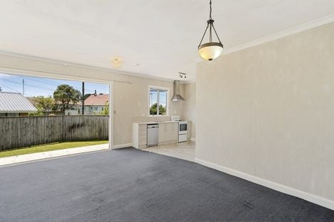 Photo of property in 8a Chard Street, Westown, New Plymouth, 4310