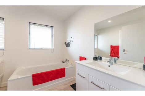 Photo of property in 2/299 Linwood Avenue, Linwood, Christchurch, 8062