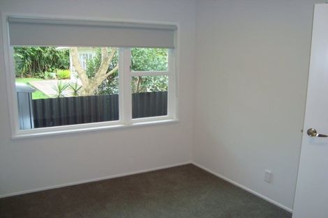 Photo of property in 4/8 Tawera Road, Greenlane, Auckland, 1051