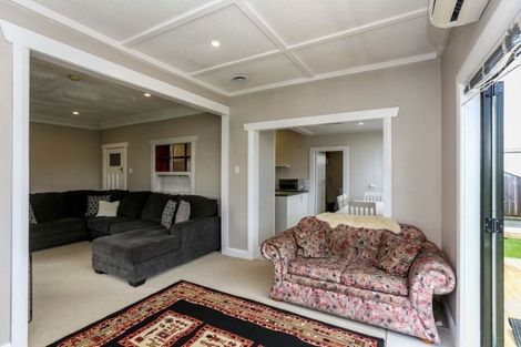 Photo of property in 14 Sanders Avenue, Westown, New Plymouth, 4310