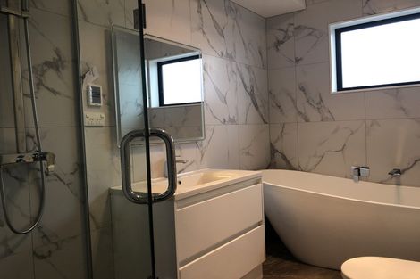 Photo of property in 8 Turret Lane, Hobsonville, Auckland, 0616