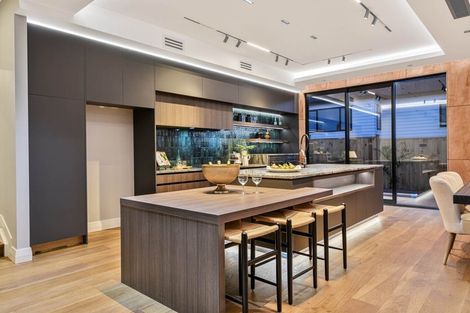 Photo of property in 24 Hooten Place, Oteha, Auckland, 0632