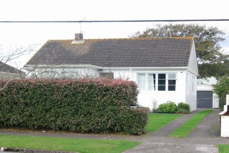 Photo of property in 104 Reynolds Street, Taita, Lower Hutt, 5011