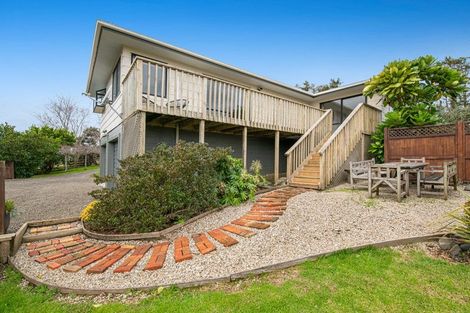 Photo of property in 5 Onewhero Road, Kaukapakapa, Warkworth, 0984
