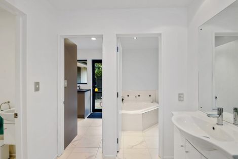 Photo of property in 2 Parkview Lane, Prebbleton, 7604