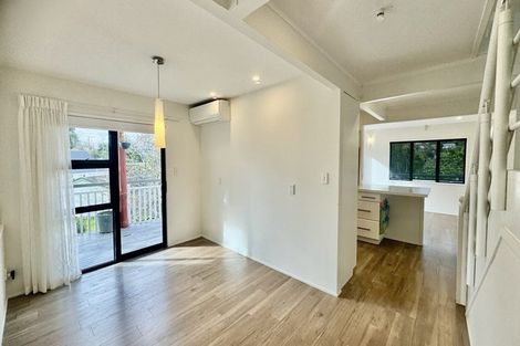 Photo of property in 1/12 Masefield Street, Cockle Bay, Auckland, 2014