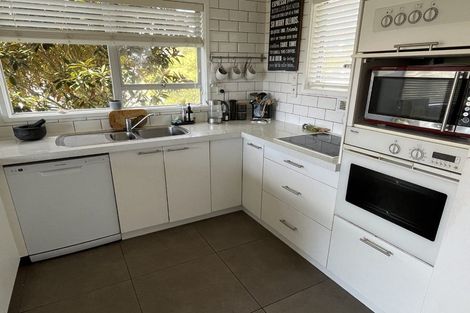 Photo of property in 12 Stoke Street, Westown, New Plymouth, 4310