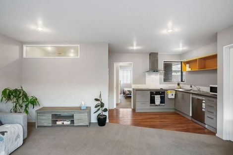 Photo of property in 4/13 Elizabeth Street, Riccarton, Christchurch, 8011