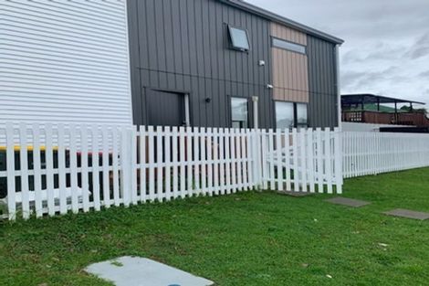 Photo of property in 67a Divich Avenue, Te Atatu South, Auckland, 0610