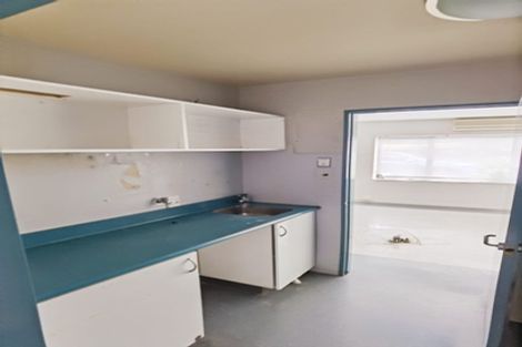 Photo of property in 19 Highland Park Drive, Highland Park, Auckland, 2010