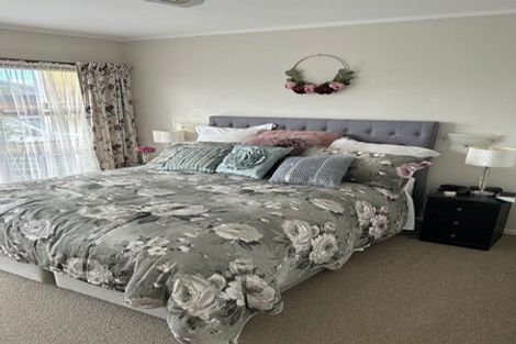 Photo of property in 1/9 Belmere Rise, Farm Cove, Auckland, 2012