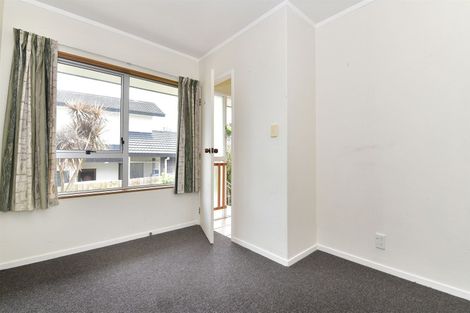 Photo of property in 27 Amorino Drive, Red Beach, 0932