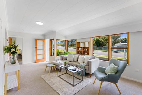 Photo of property in 3 Koromiko Street, Otaki Beach, Otaki, 5512