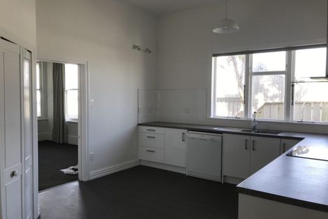 Photo of property in 21 Dorking Road, Brooklyn, Wellington, 6021