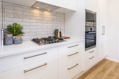 Photo of property in 4 Te Punga Road, Wallaceville, Upper Hutt, 5018