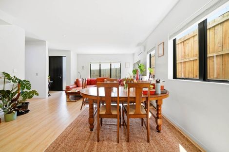Photo of property in 118c Mount Smart Road, Onehunga, Auckland, 1061