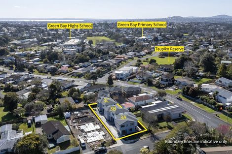 Photo of property in 3a Pendlebury Street, Green Bay, Auckland, 0604